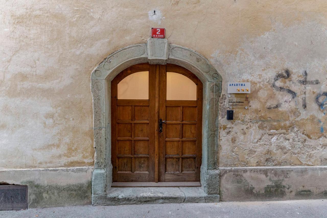 Apartma Jenkova Rezidenca Kranj Exteriér fotografie